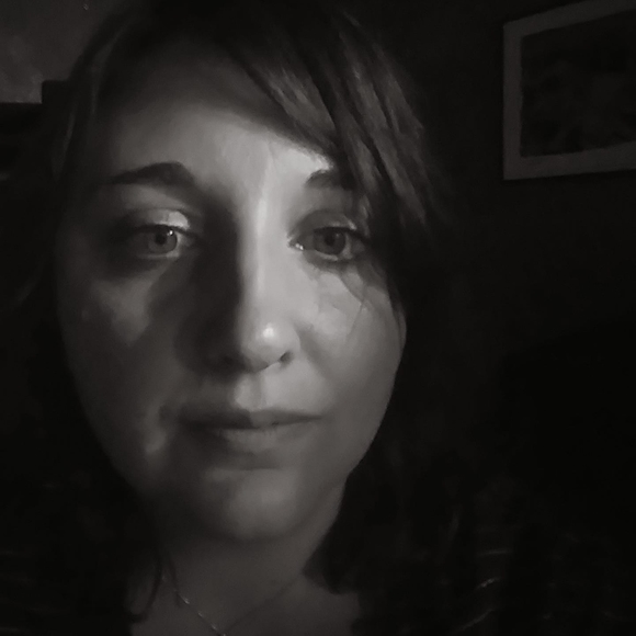 Meet your Posher, Jamie - Picture 1 of 1